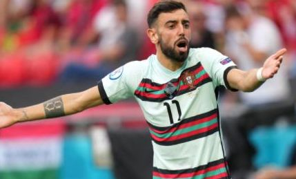 博主：利物浦考虑让杰拉德任临时主帅，同时也看好纳格尔斯曼